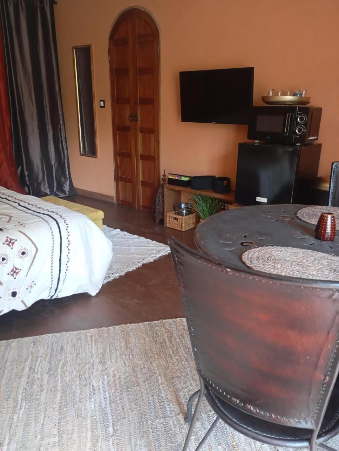 La Maison Bleue Ponsas Ngoại thất bức ảnh
